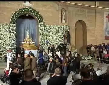 Ofrenda floral en Honor a la Inmaculada Concepción